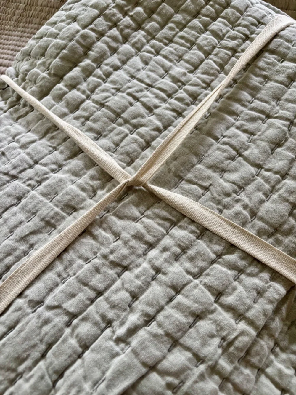 European Linen Cotton Stitch Quilt - KING - Picture 3 of 3